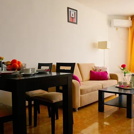 мидия на първа линия - Midia First Line Apartamento *