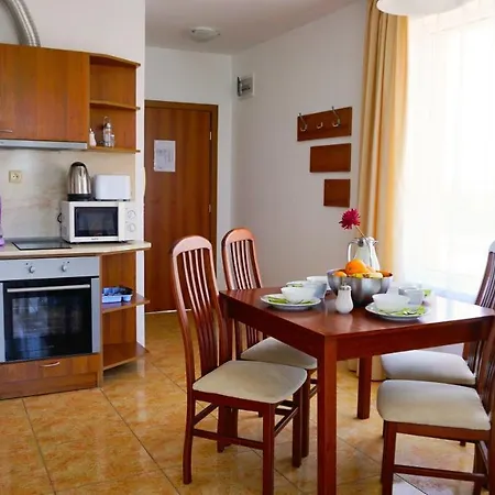 мидия на първа линия - Midia First Line Apartamento Aheloy