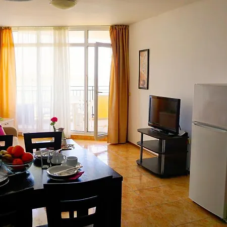Appartement мидия на първа линия - Midia First Line