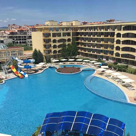 мидия на първа линия - Midia First Line Apartament