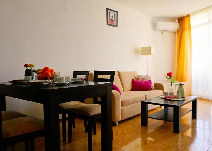 мидия на първа линия - Midia First Line Appartement *