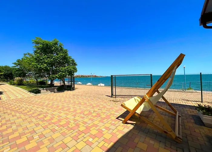 мидия на първа линия - Midia First Line *