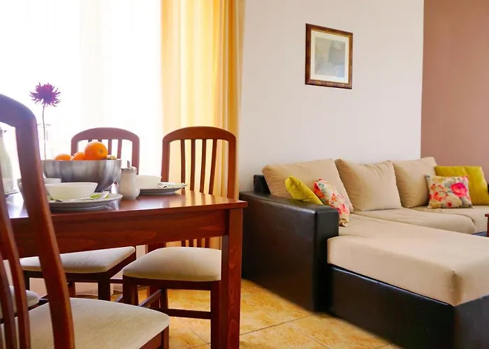 мидия на първа линия - Midia First Line Aheloy