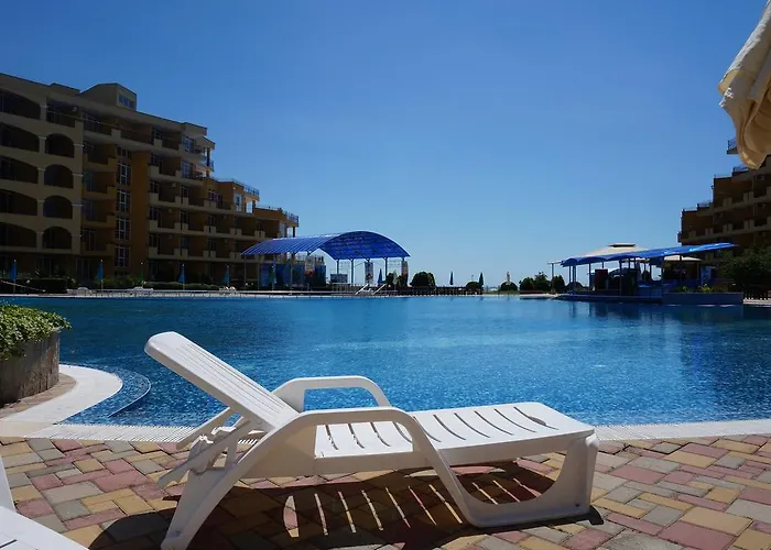 мидия на първа линия - Midia First Line Aheloy