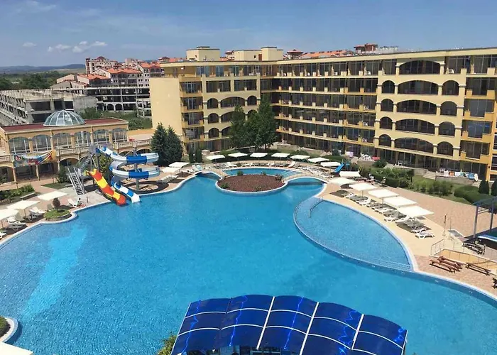 мидия на първа линия - Midia First Line Appartement